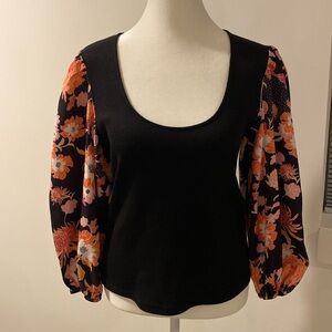 Dolan scoop neck top - like new!